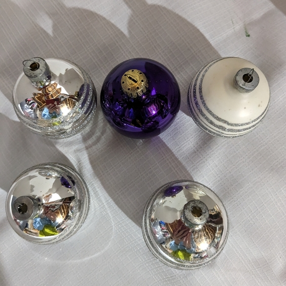 Lot of 5 VTG pyramid decorative glass Christmas tree ornaments USA - Picture 2 of 7